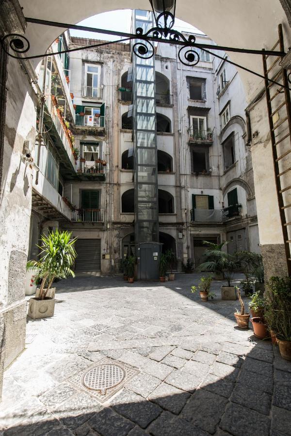 Duetto Al Duomo Hotel Napoli Eksteriør billede
