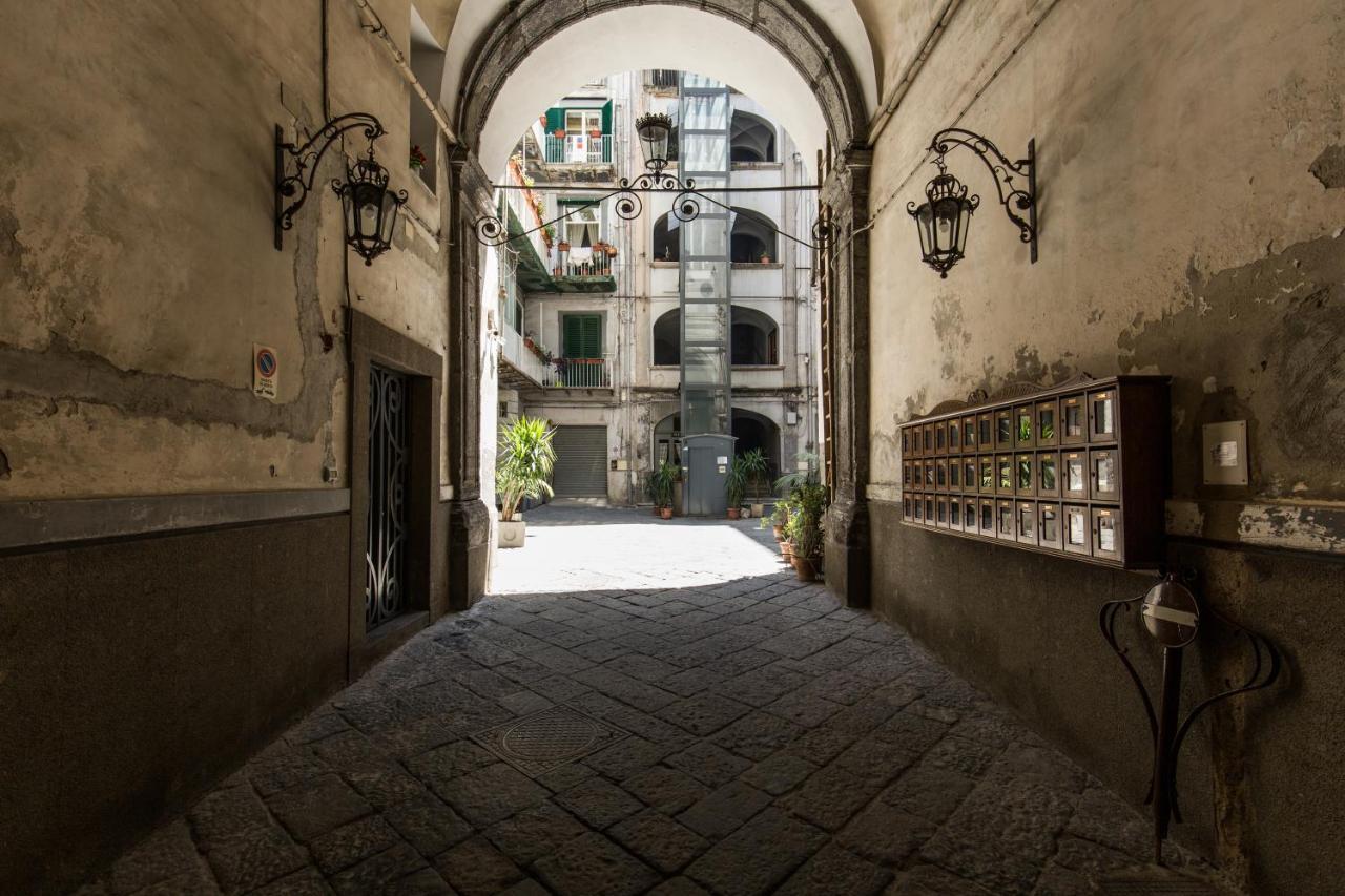 Duetto Al Duomo Hotel Napoli Eksteriør billede
